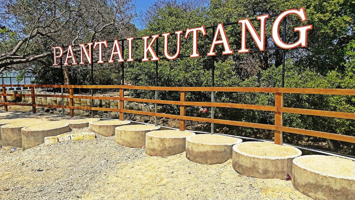 Sejarah Pantai Kutang di Lamongan