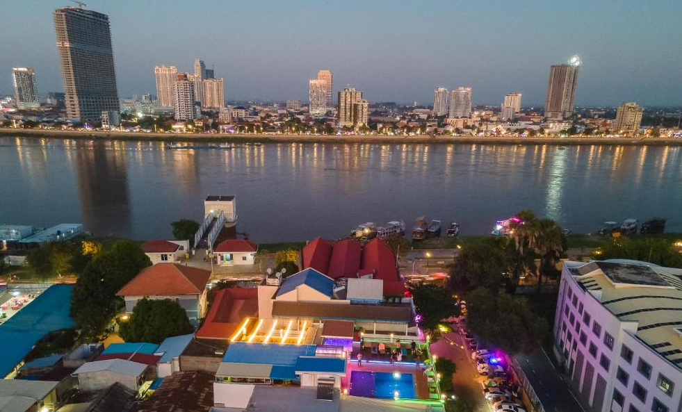Phnom Penh dari atas