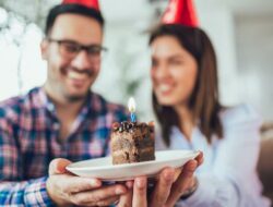 100+ Ucapan Ulang Tahun Romantis Untuk Orang Tersayang