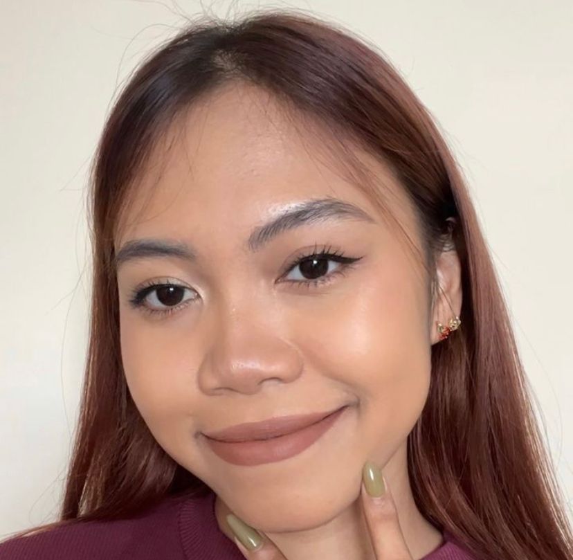 10 Warna Lipstik Terbaik Cocok untuk Kulit Sawo Matang ala Adhelia Fa