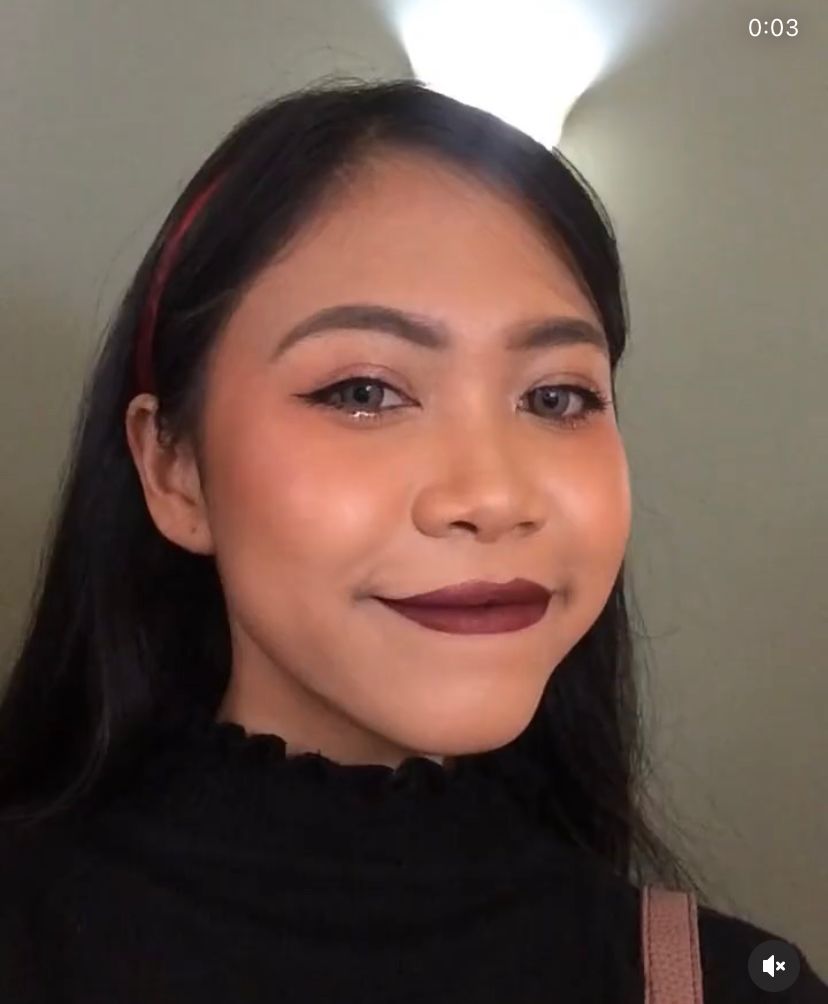 10 Warna Lipstik Terbaik Cocok untuk Kulit Sawo Matang ala Adhelia Fa