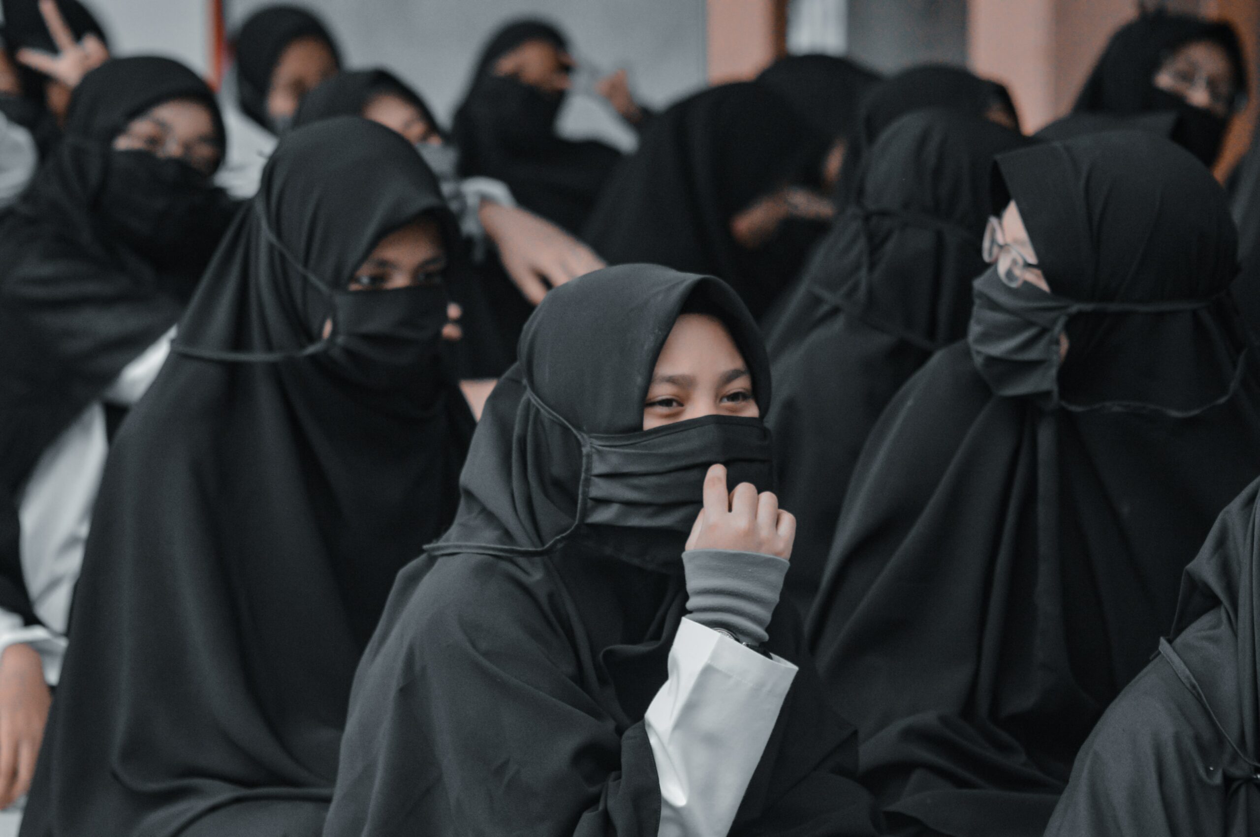 Hukum Perempuan Melaksanakan Ibadah 10 Malam Terakhir Bulan Ramadhan